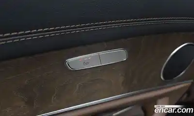 Mercedes-Benz E-Class 2022 2.0 Автомат в Москве № 141972, миниатюра 5