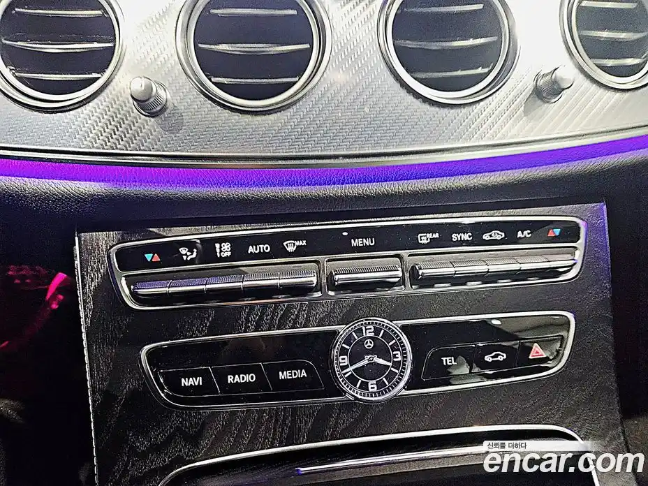 Mercedes-Benz E-Class 2020 2.0 Автомат в Москве № 142398, фото 13