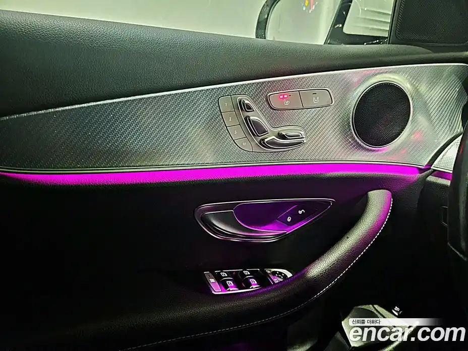 Mercedes-Benz E-Class 2020 2.0 Автомат в Москве № 142398, фото 15