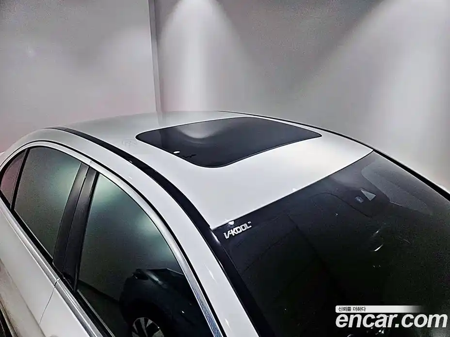 Mercedes-Benz E-Class 2020 2.0 Автомат в Москве № 142398, фото 16