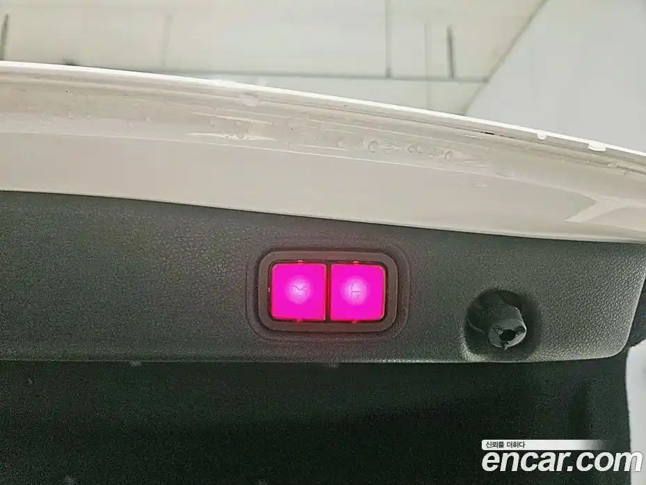 Mercedes-Benz E-Class 2020 2.0 Автомат в Москве № 142398, фото 19