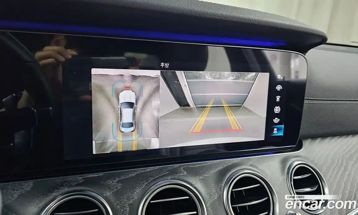 Mercedes-Benz E-Class 2021 2.0 Автомат в Москве № 143503, фото 6