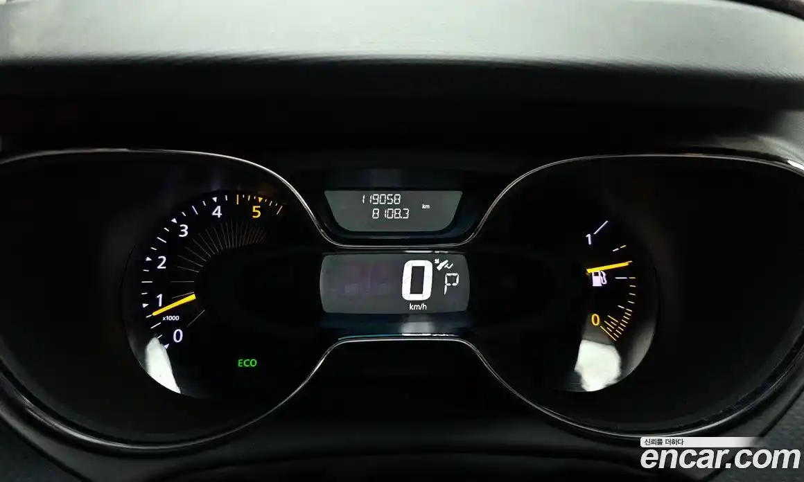 Renault QM3 2014 1.5 Автомат в Москве № 148466, фото 6