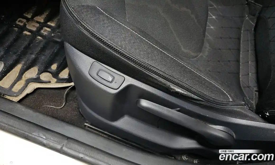 Renault QM3 2014 1.5 Автомат в Москве № 148466, фото 10