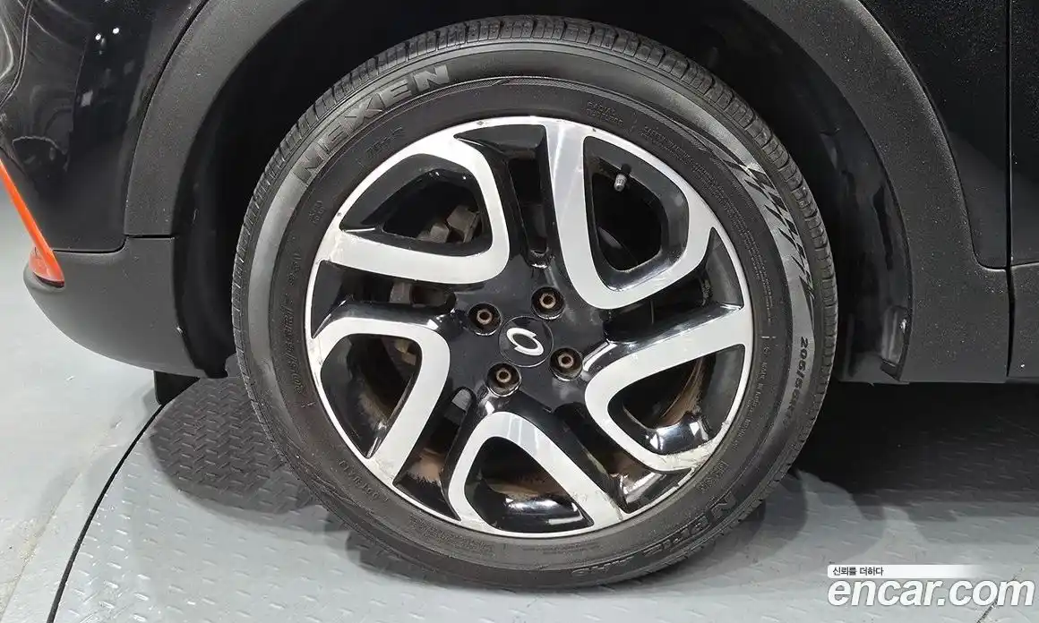 Renault QM3 2015 1.5 Автомат в Москве № 149952, фото 20