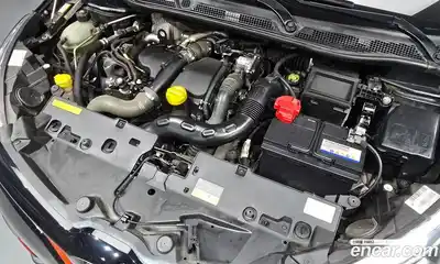 Renault QM3 2015 1.5 Автомат в Москве № 149952, миниатюра 3