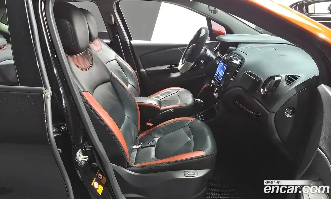 Renault QM3 2015 1.5 Автомат в Москве № 149952, фото 10