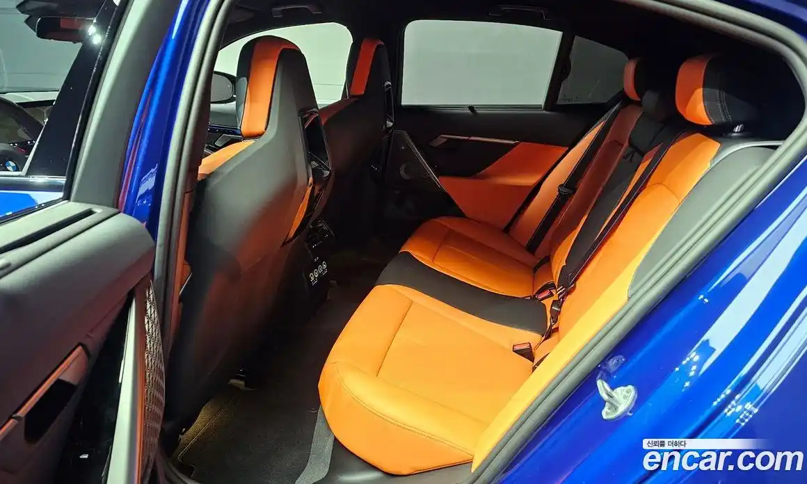 BMW M5 2026 4.4 Автомат в Москве № 153357, фото 4