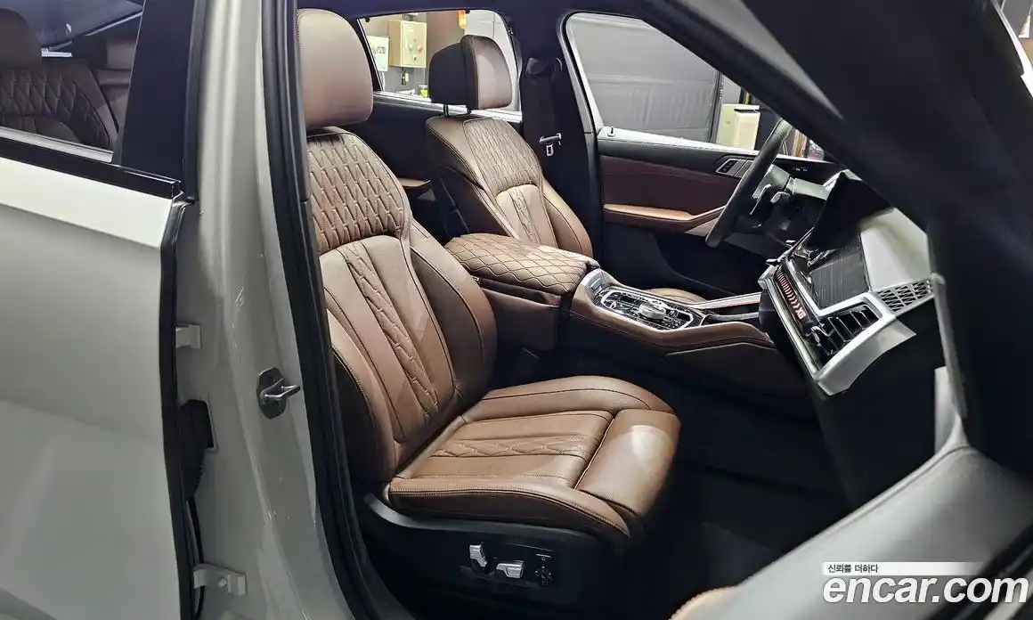 BMW X6 2024 3.0 Автомат в Москве № 155217, фото 15