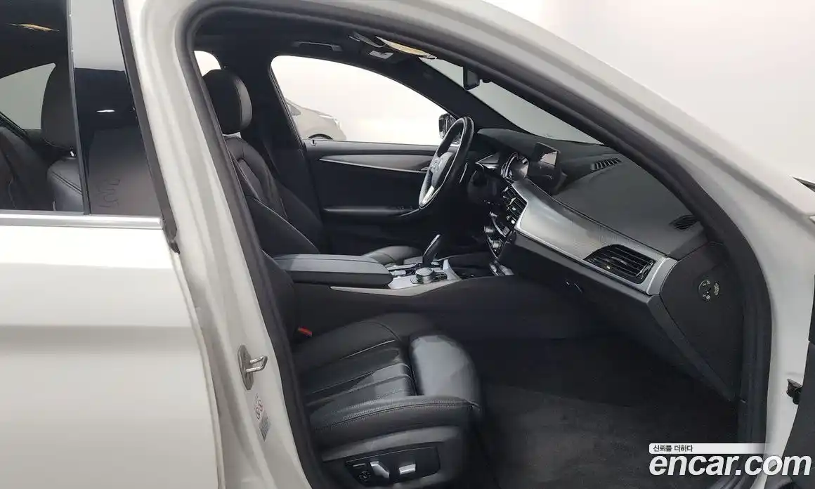 BMW 5-Series 2018 2.0 Автомат в Москве № 156869, фото 18