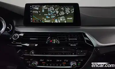 BMW 5-Series 2018 2.0 Автомат в Москве № 156869, миниатюра 2