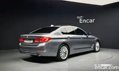 BMW 5-Series 2018 2.0 Автомат в Москве № 159529, миниатюра 2
