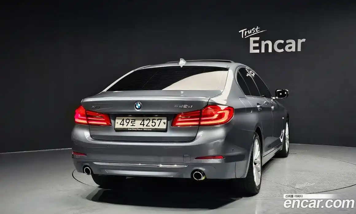 BMW 5-Series 2018 2.0 Автомат в Москве № 159529, фото 4