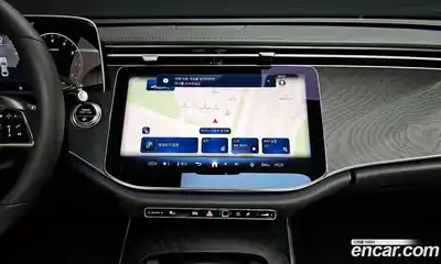 Mercedes-Benz E-Class 2025 2.0 Автомат в Москве № 160047, миниатюра 11