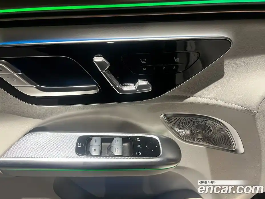 Mercedes-Benz EQE 2024 0.3 Автомат в Москве № 160205, фото 12