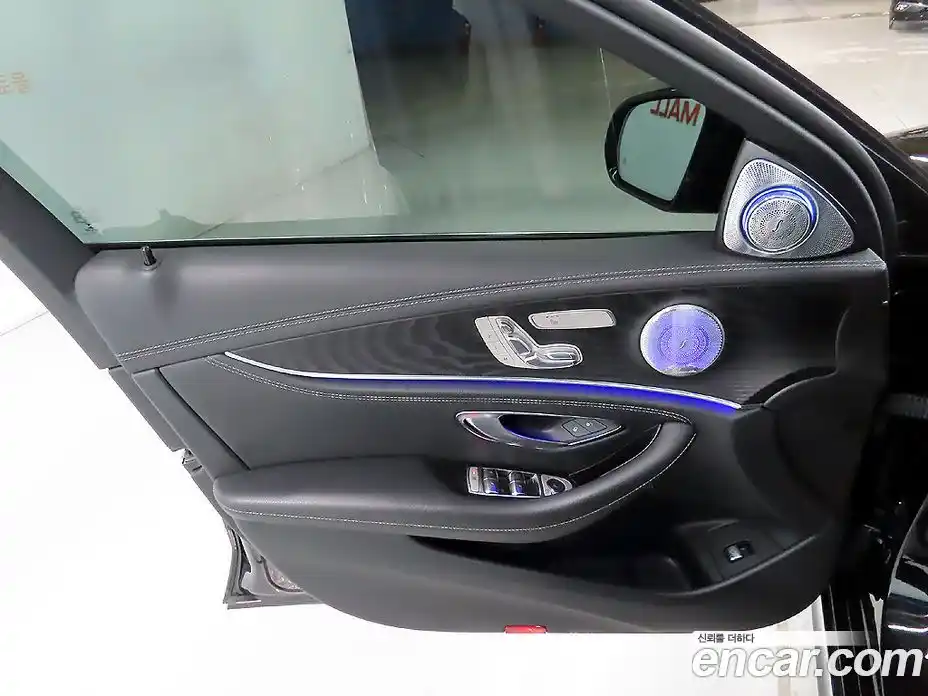 Mercedes-Benz E-Class 2021 1.9 Автомат в Москве № 160756, фото 15