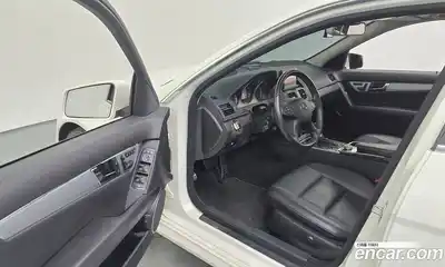Mercedes-Benz C-Class 2010 1.8 Автомат в Москве № 161282, миниатюра 11