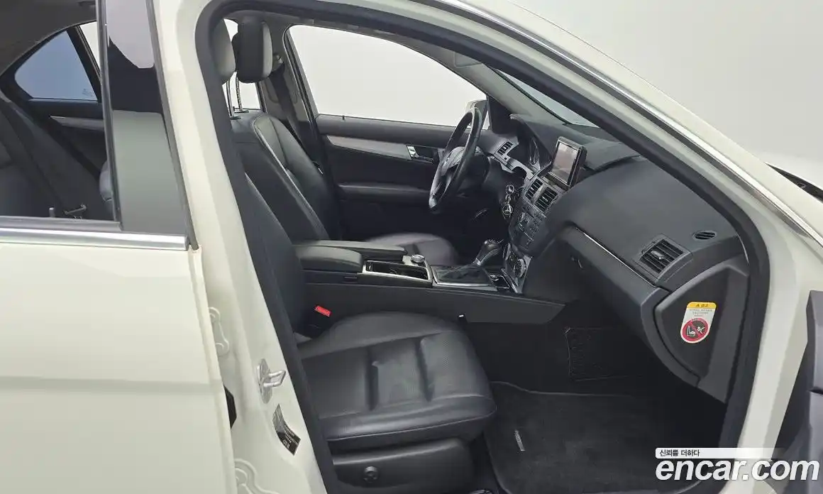 Mercedes-Benz C-Class 2010 1.8 Автомат в Москве № 161282, фото 14