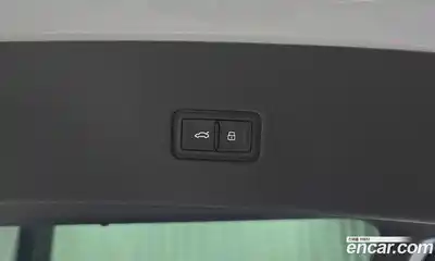 Audi Q8 2023 3.0 Автомат в Москве № 162352, миниатюра 12