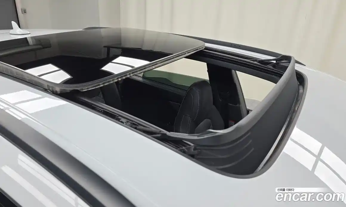 Audi Q8 2023 3.0 Автомат в Москве № 162352, фото 16