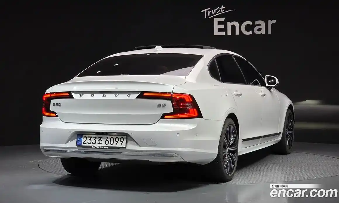 Volvo S90 2024 2.0 Автомат в Москве № 164194, фото 3