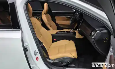 Volvo S90 2024 2.0 Автомат в Москве № 164194, миниатюра 6