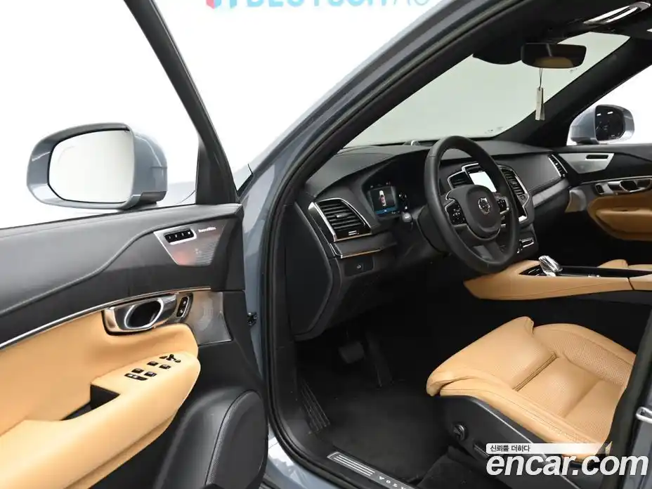 Volvo XC90 2023 2.0 Автомат в Москве № 164248, фото 11