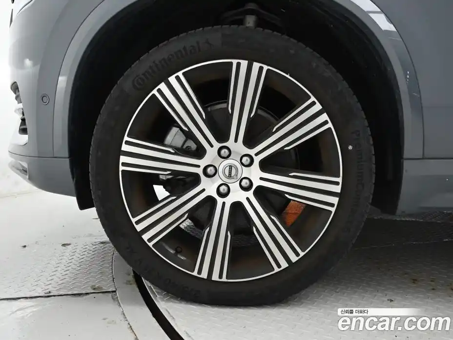 Volvo XC90 2023 2.0 Автомат в Москве № 164248, фото 5