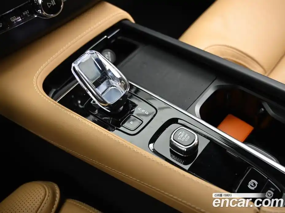 Volvo XC90 2023 2.0 Автомат в Москве № 164248, фото 9