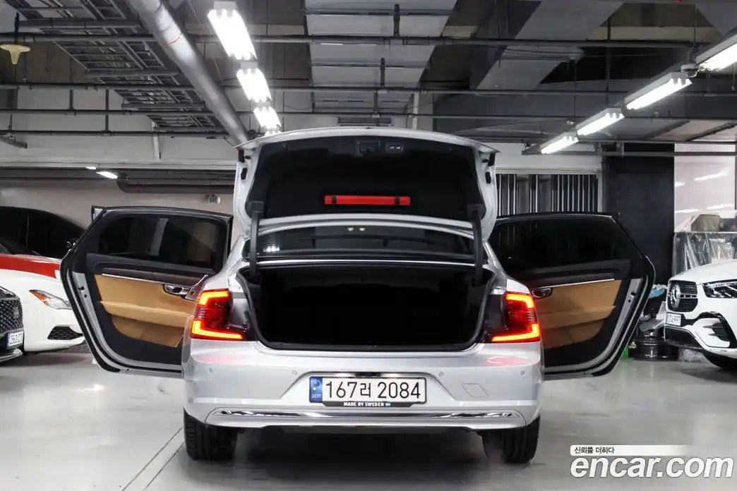 Volvo S90 2022 2.0 Автомат в Москве № 164777, фото 19