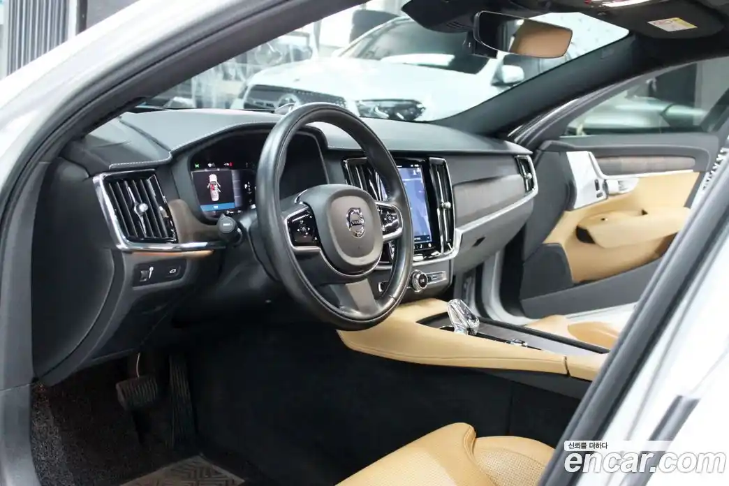 Volvo S90 2022 2.0 Автомат в Москве № 164777, фото 8