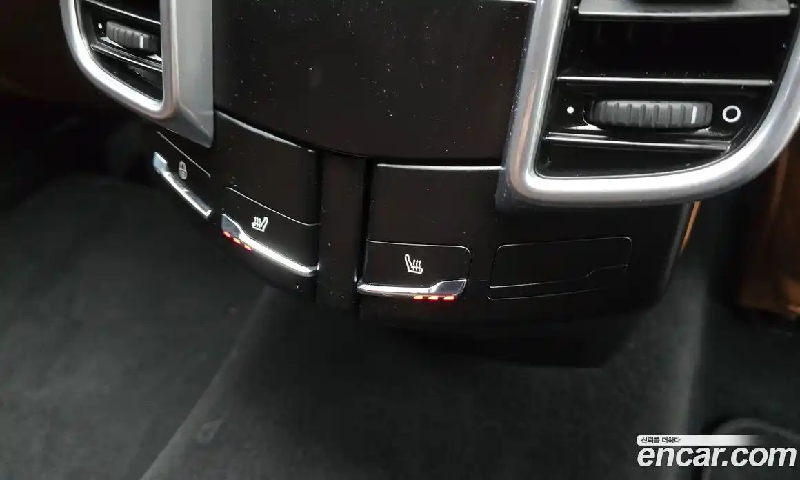 Porsche Cayenne 2018 3.6 Автомат в Москве № 165537, фото 12