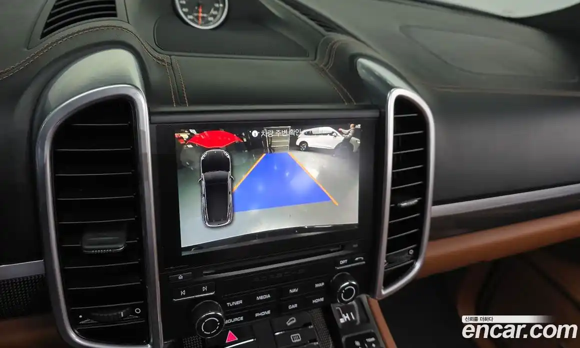 Porsche Cayenne 2018 3.6 Автомат в Москве № 165537, фото 13