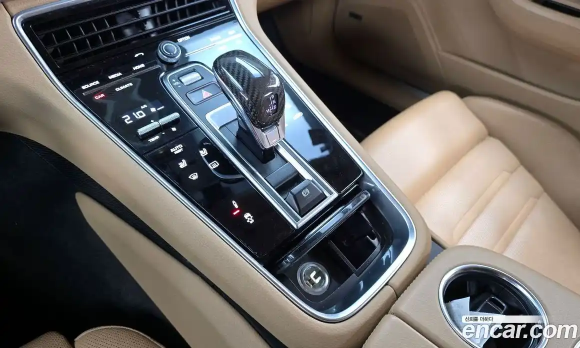 Porsche Panamera 2018 3.0 Автомат в Москве № 165541, фото 17