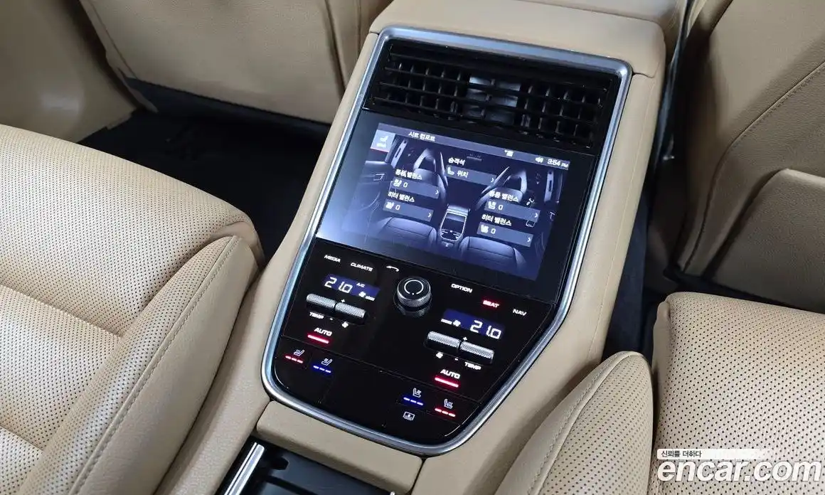 Porsche Panamera 2018 3.0 Автомат в Москве № 165541, фото 20