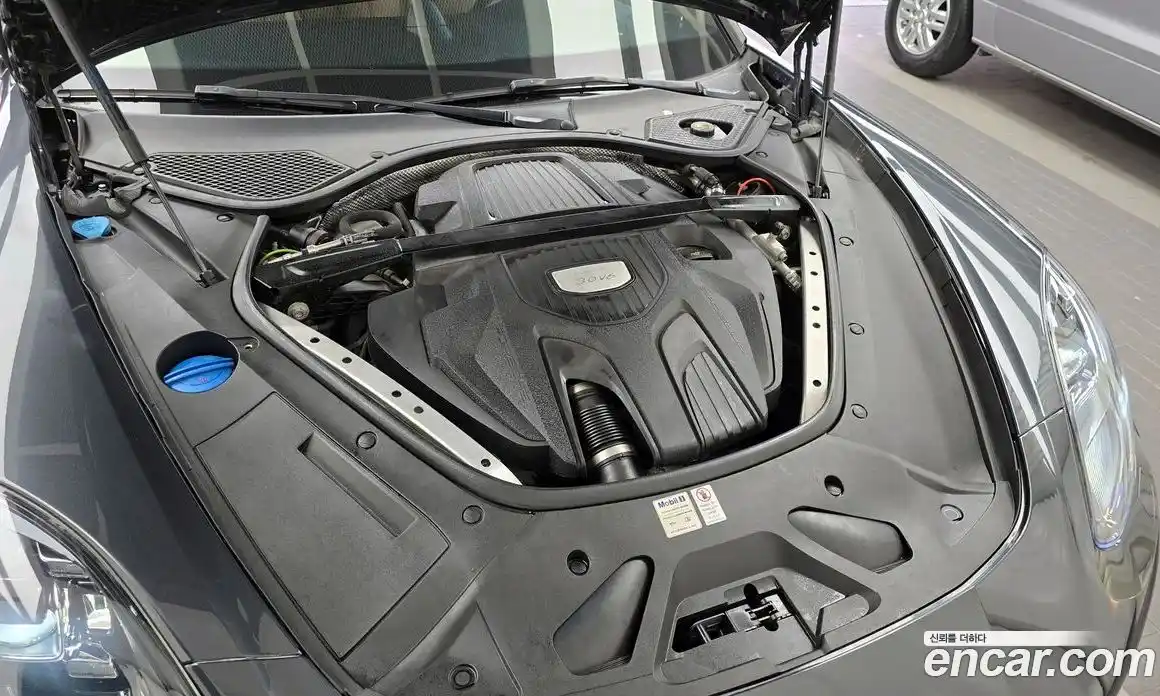 Porsche Panamera 2018 3.0 Автомат в Москве № 165541, фото 5