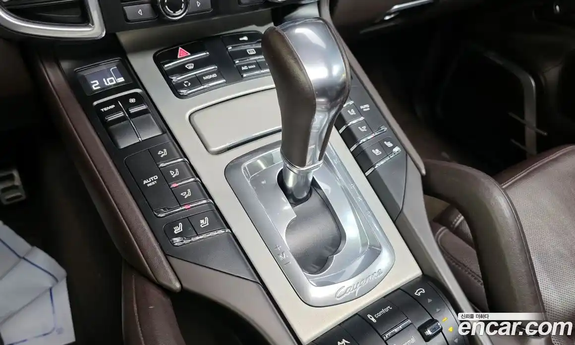 Porsche Cayenne 2011 4.8 Автомат в Москве № 165569, фото 9