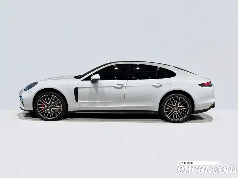 Porsche Panamera 2022 4.0 Автомат в Москве № 165875, фото 1