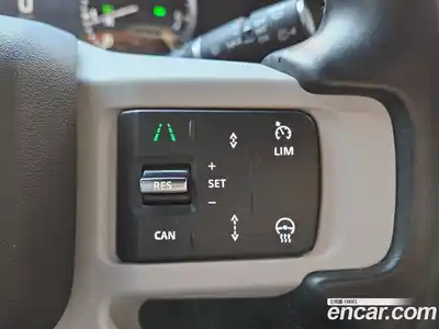 Land Rover Defender 2023 2.0 Автомат в Москве № 166732, миниатюра 12