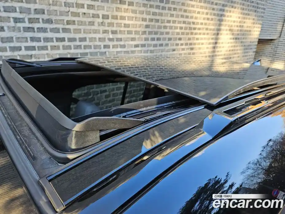 Land Rover Defender 2023 2.0 Автомат в Москве № 166732, фото 18