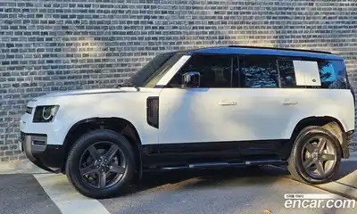 Land Rover Defender 2023 2.0 Автомат в Москве № 166732, миниатюра 2