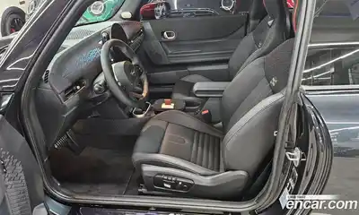 Mini Cooper 2025 2.0 Автомат в Москве № 167340, миниатюра 10