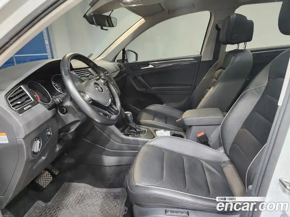 Volkswagen Tiguan 2020 2.0 Автомат в Москве № 168734, фото 15