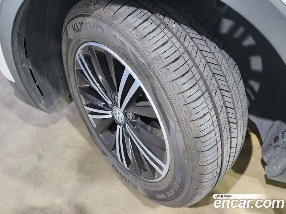 Volkswagen Tiguan 2020 2.0 Автомат в Москве № 168734, фото 19