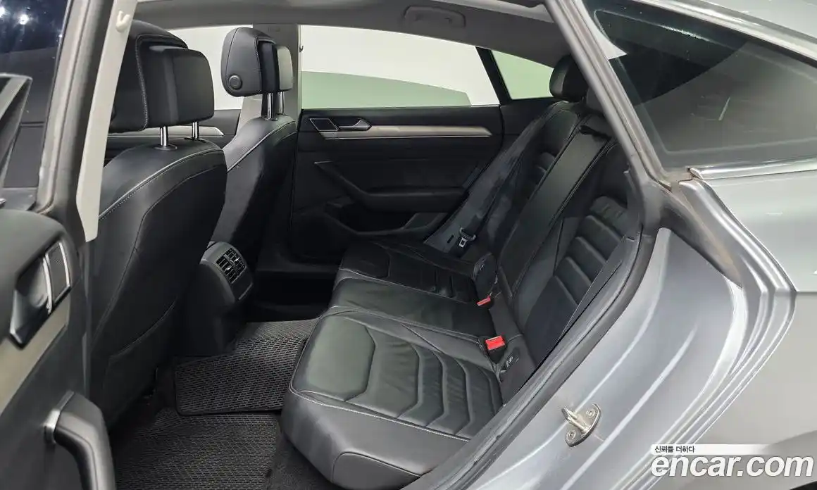 Volkswagen Arteon 2020 2.0 Автомат в Москве № 168820, фото 19