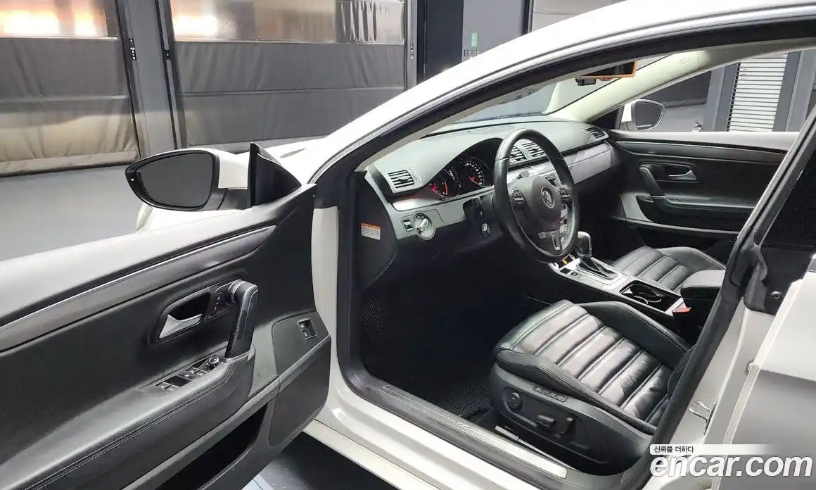 Volkswagen CC 2015 2.0 Автомат в Москве № 168951, фото 12