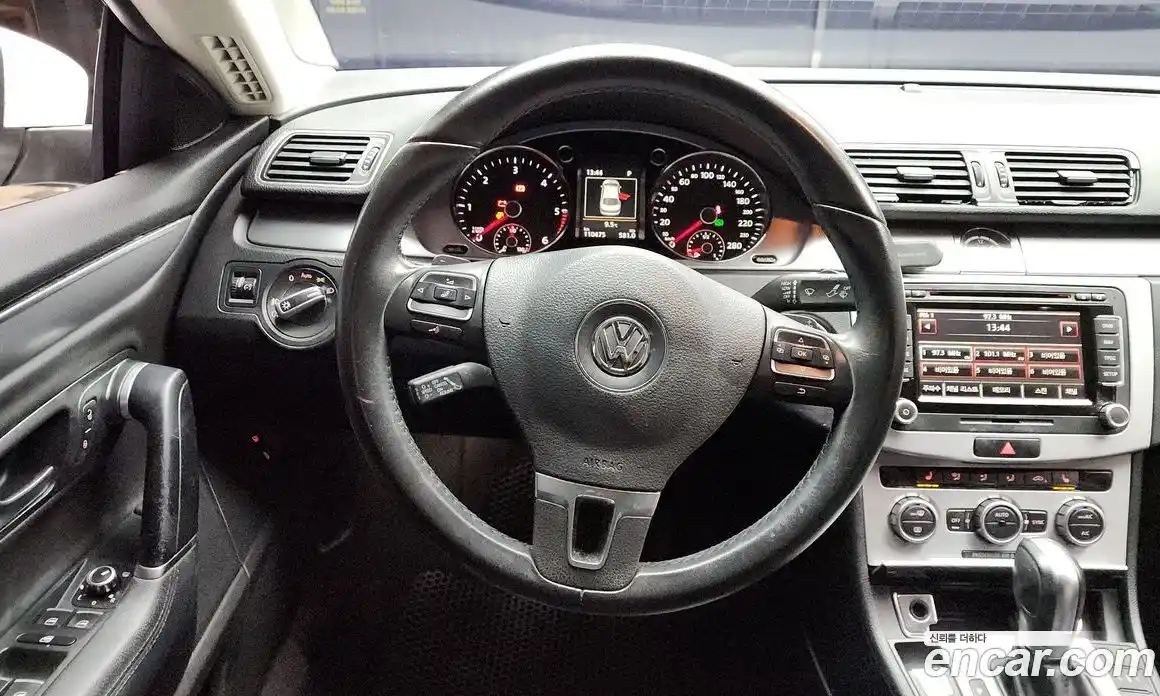 Volkswagen CC 2015 2.0 Автомат в Москве № 168951, фото 13