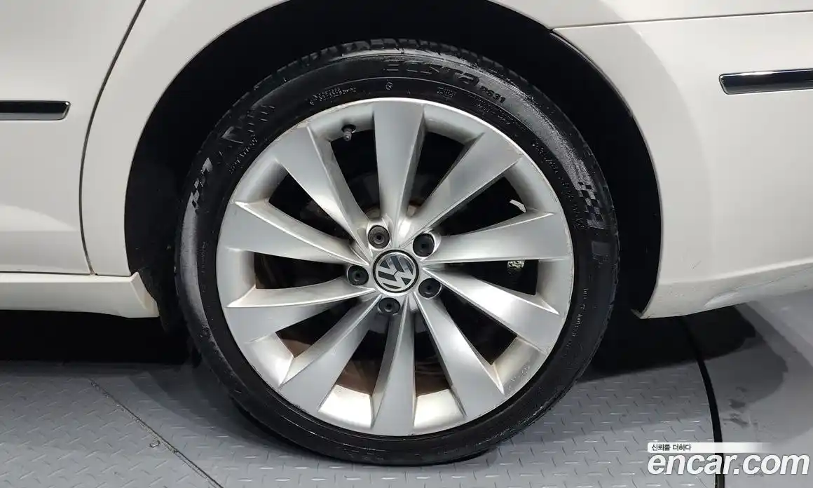 Volkswagen CC 2015 2.0 Автомат в Москве № 168951, фото 3