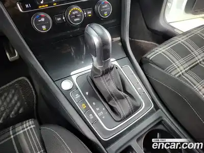 Volkswagen Golf 2016 2.0 Автомат в Москве № 169246, миниатюра 9