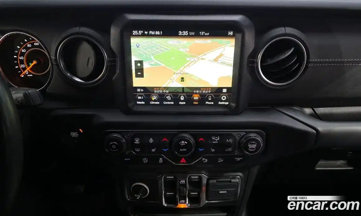 Jeep Wrangler 2019 2.0 Автомат в Москве № 169887, фото 14